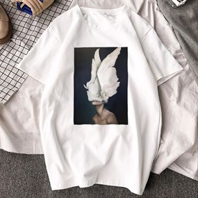 Surreal Feather Artwork T-shirt / L